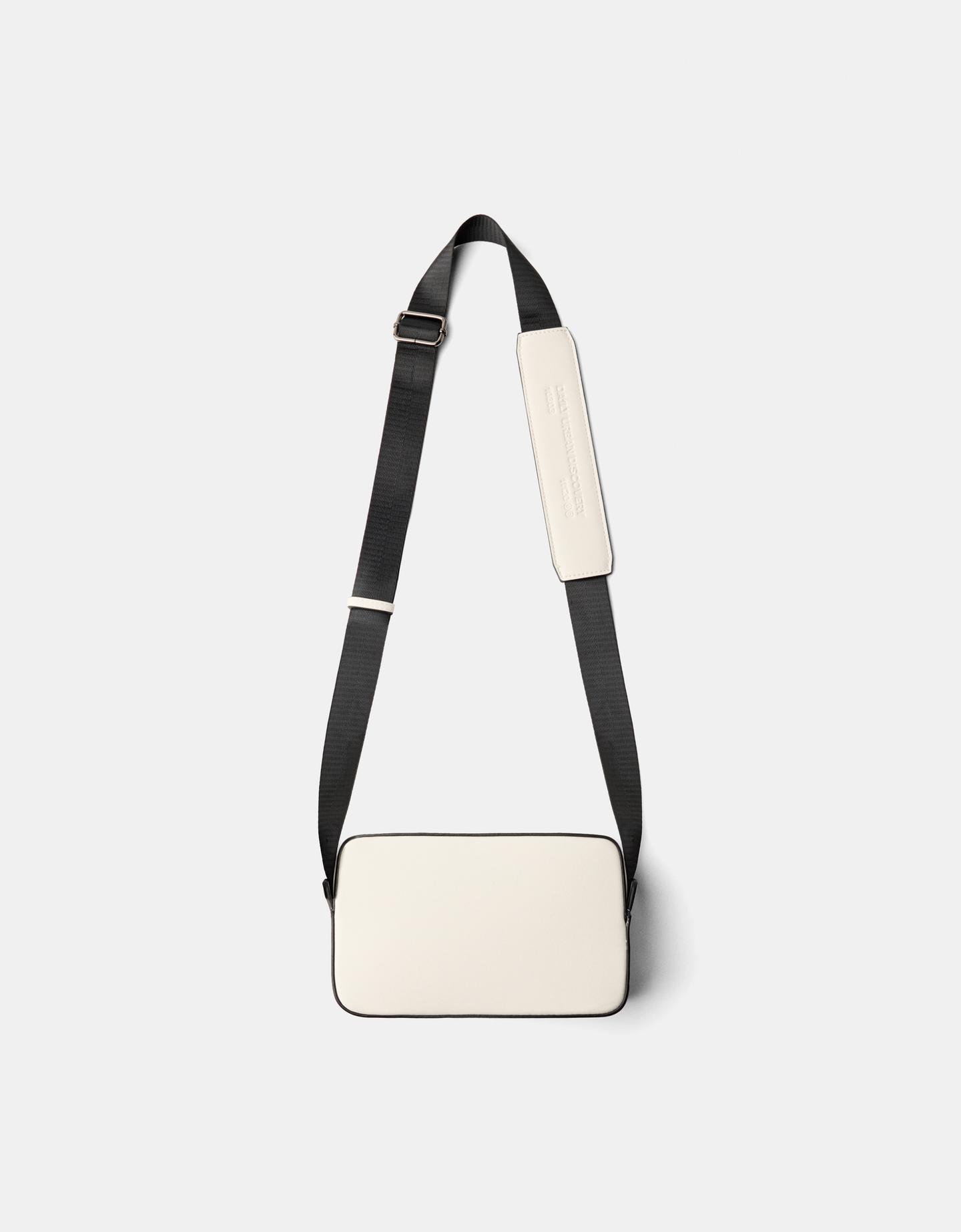 Bershka Bolso Crossbody Caja Rígida Hombre Blanco