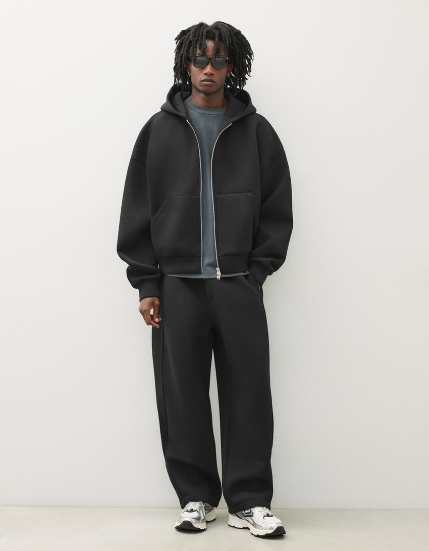 Technisches Sweatshirt mit Kapuze-Schwarz