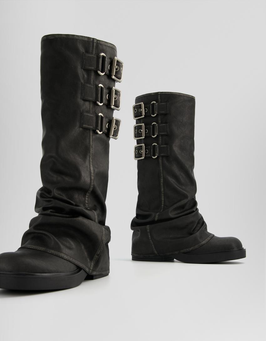 Flat slouchy biker boots with buckles-BLACK