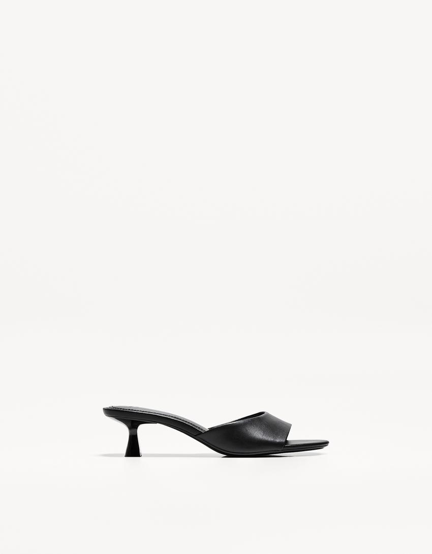 Kitten heel mule sandals-BLACK