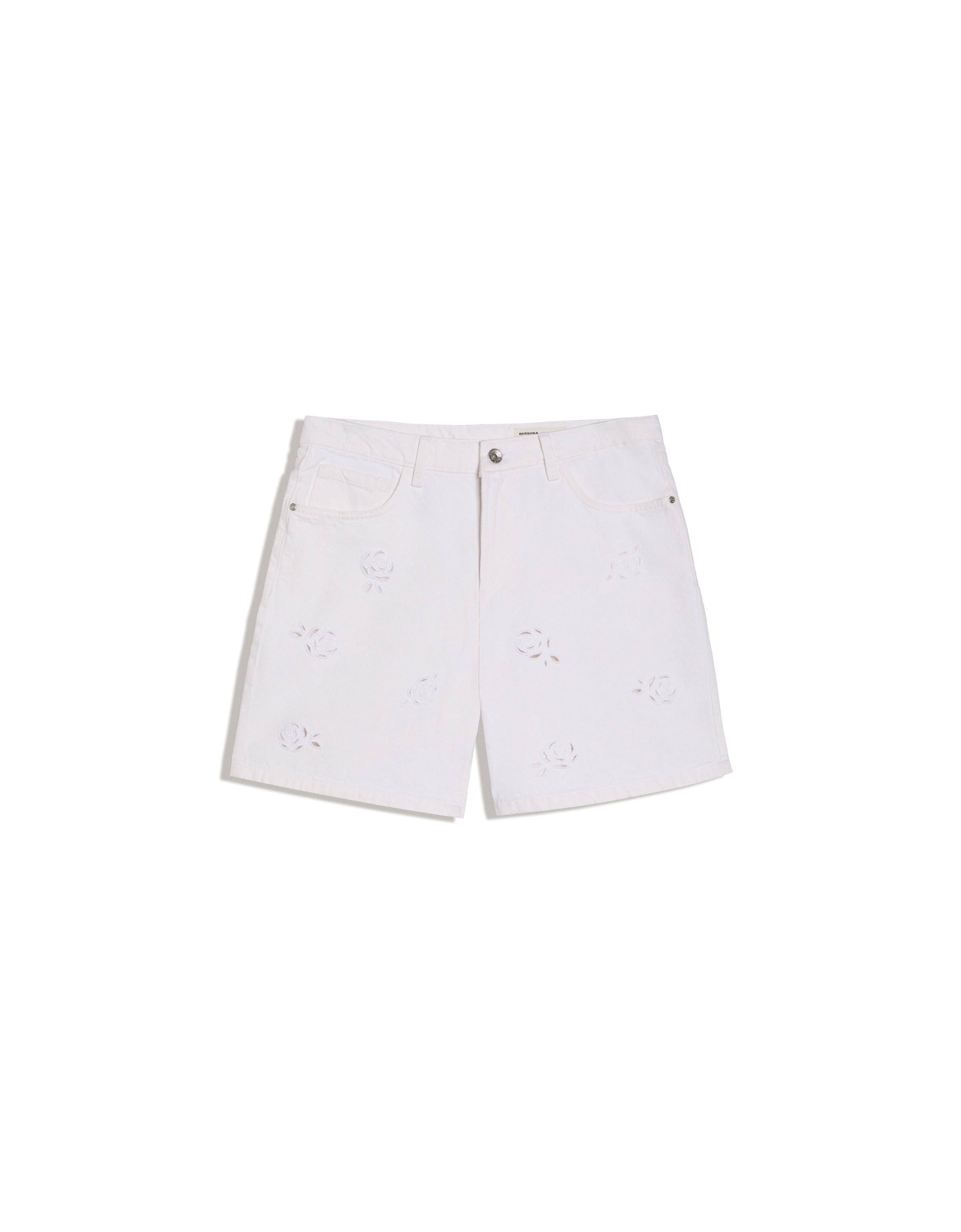 Embroidered baggy denim Bermuda shorts — Cream