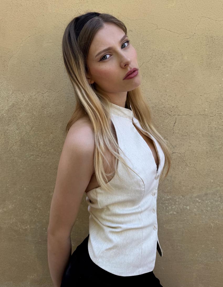 Halter vest with stand-up collar-Sand