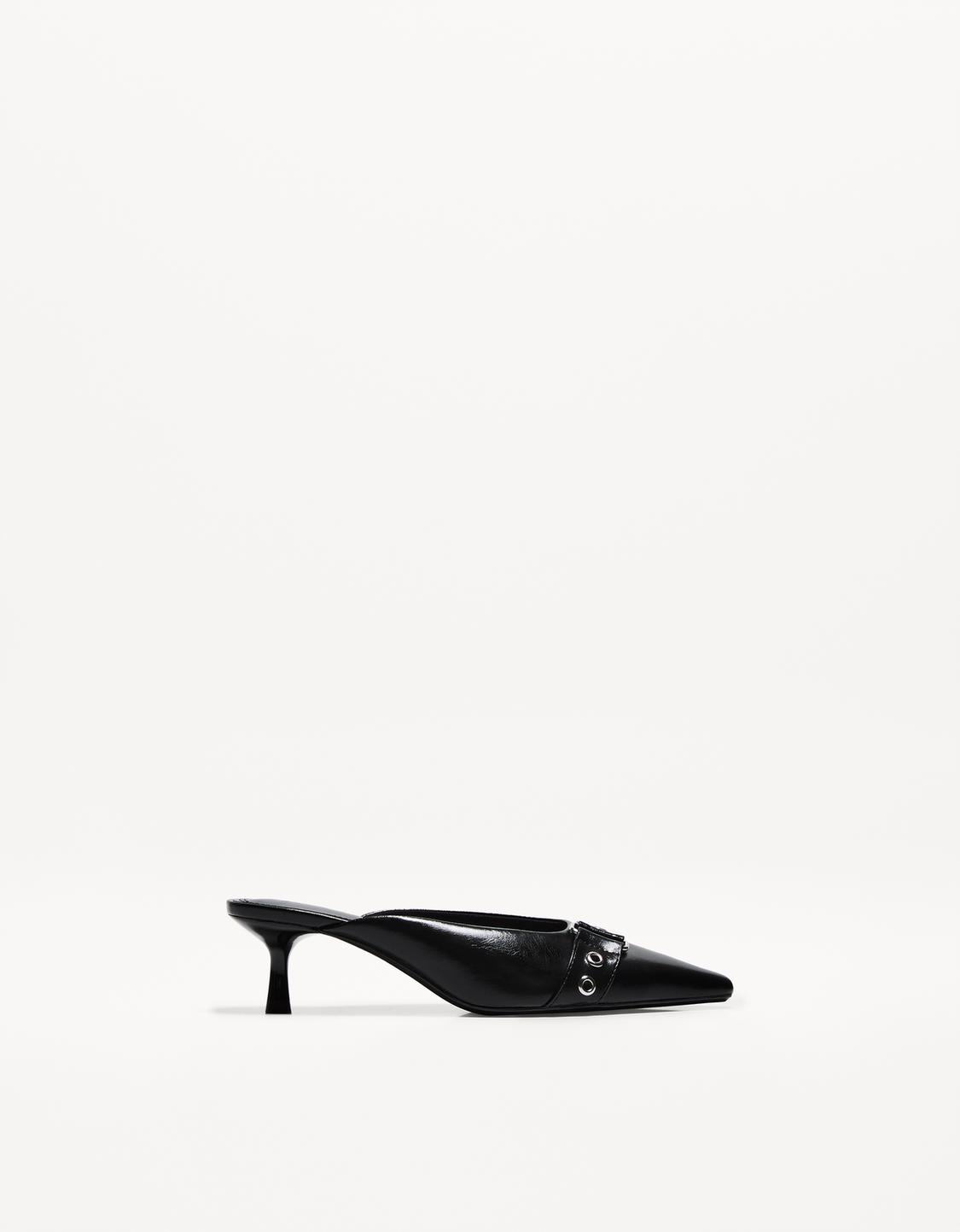 Zapato tacón mule con hebilla