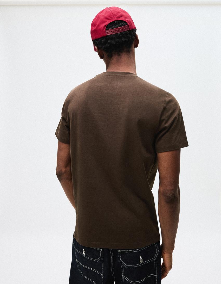 short sleeve T-shirt-Brown