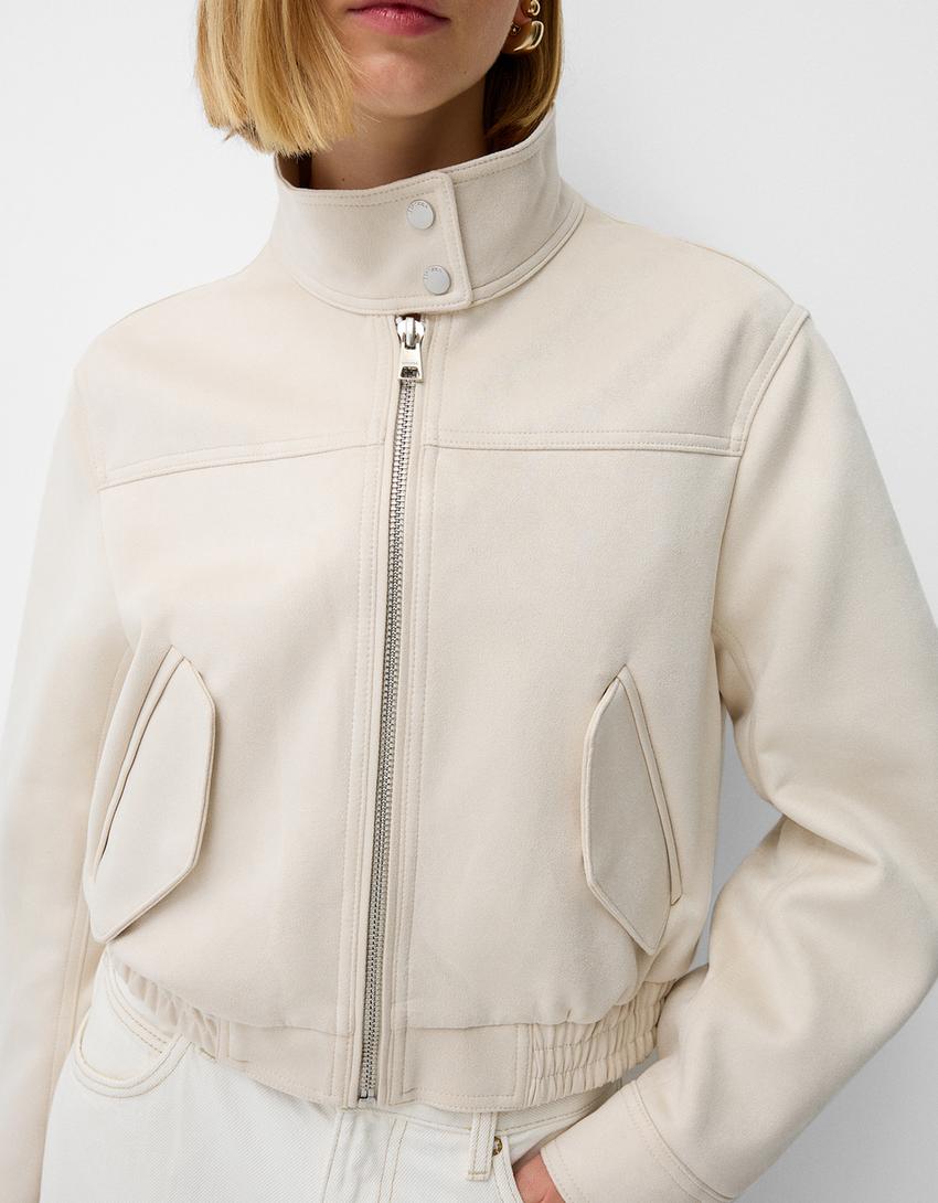 جاكيت من الجلد السويدي الصناعي-كريمي-3