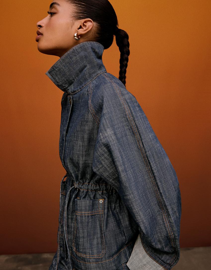 جاكيت دينيم بقياس كبير بارز الملمس-أزرق