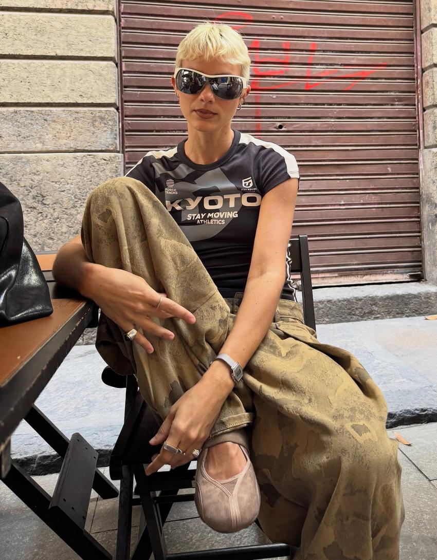 Kısa kollu spor baskılı tişört-Koyu gri