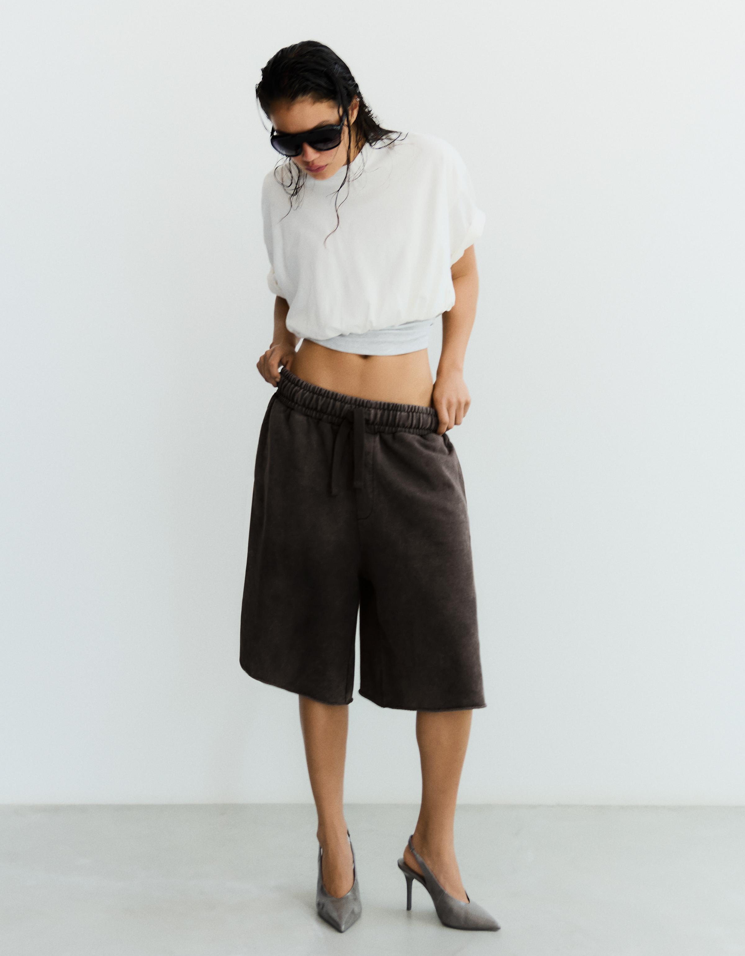 Boxy print Bermuda shorts — Grey