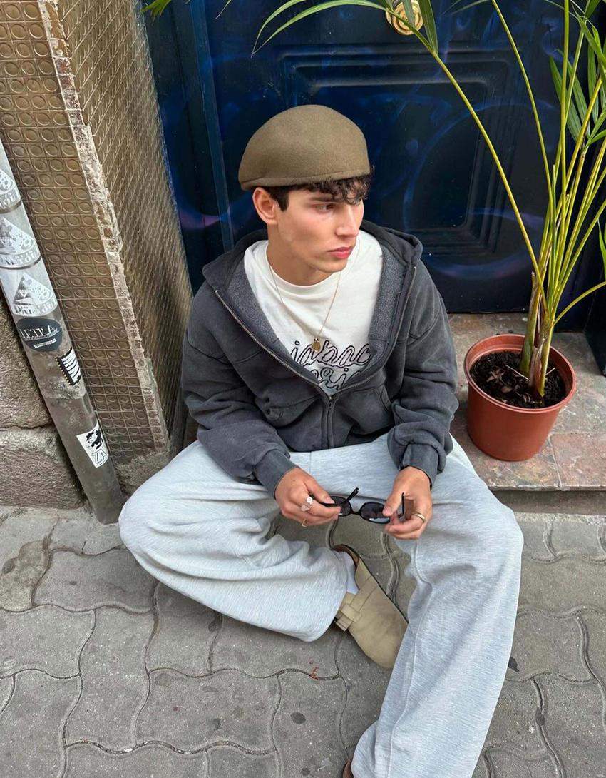 Cropped boxy-fit zip-up sweatshirt-Grey