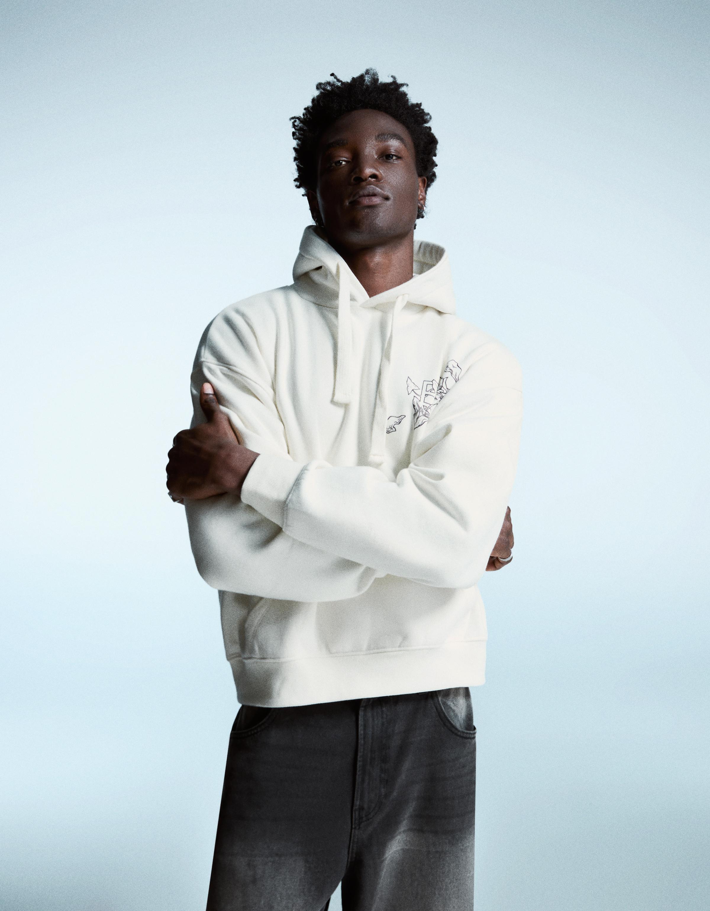 Bershka Hoodie Mit Print Herren L Grbrochenes Weiss