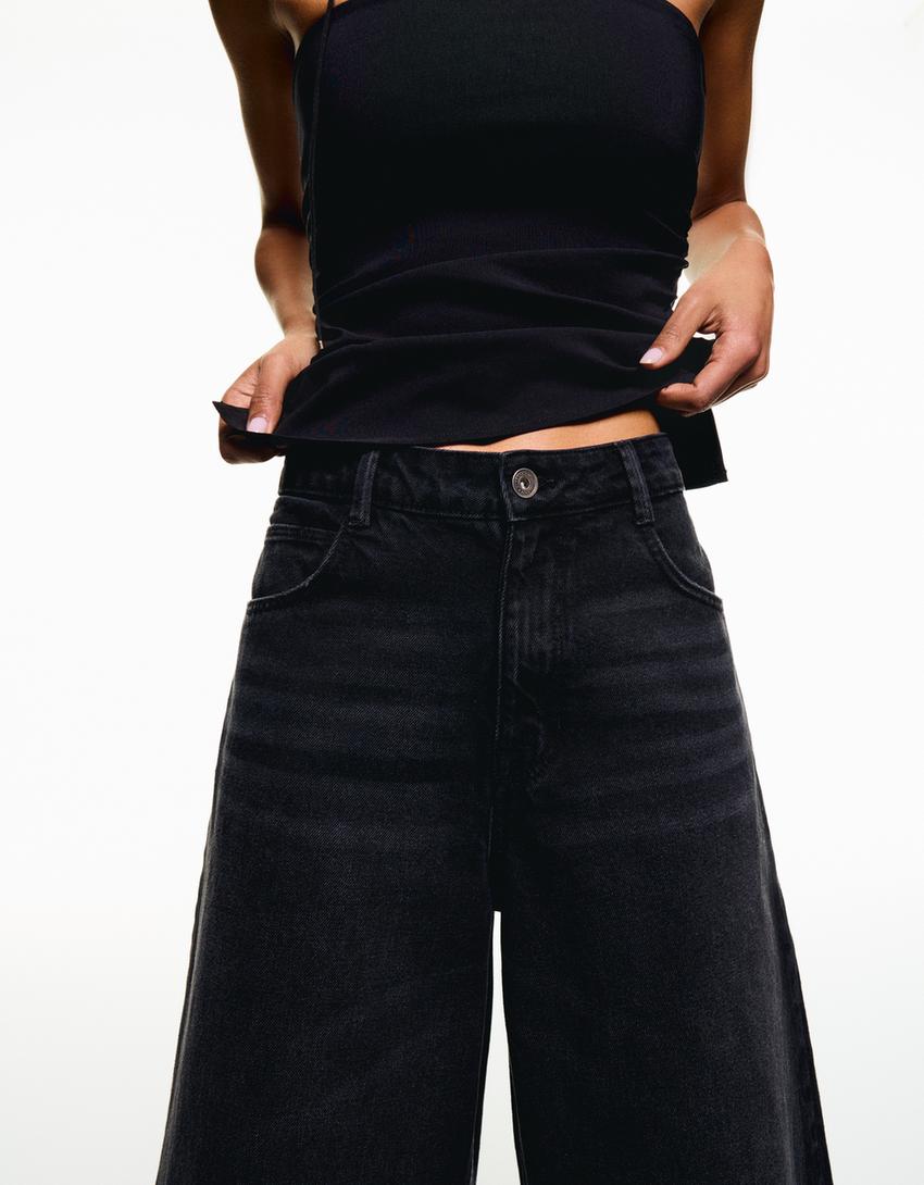 Baggy denim Bermuda shorts