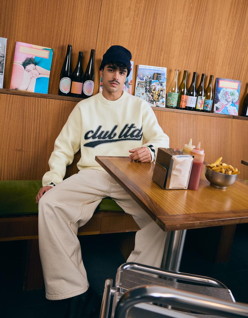 Suéter com efeito de toalha e estampa