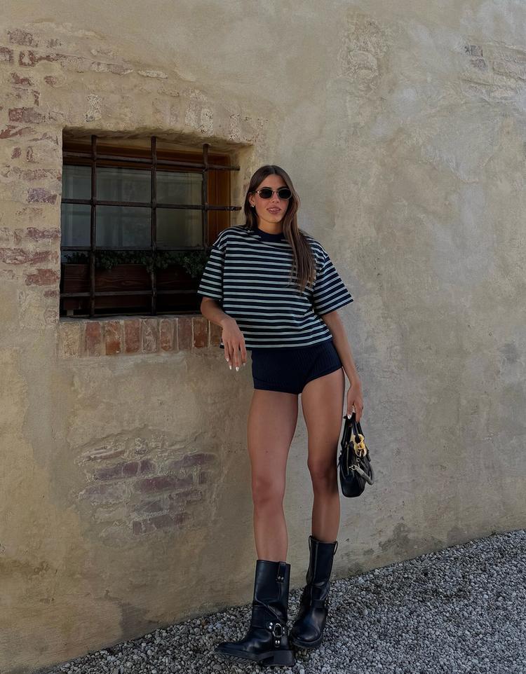 Mini knit shorts