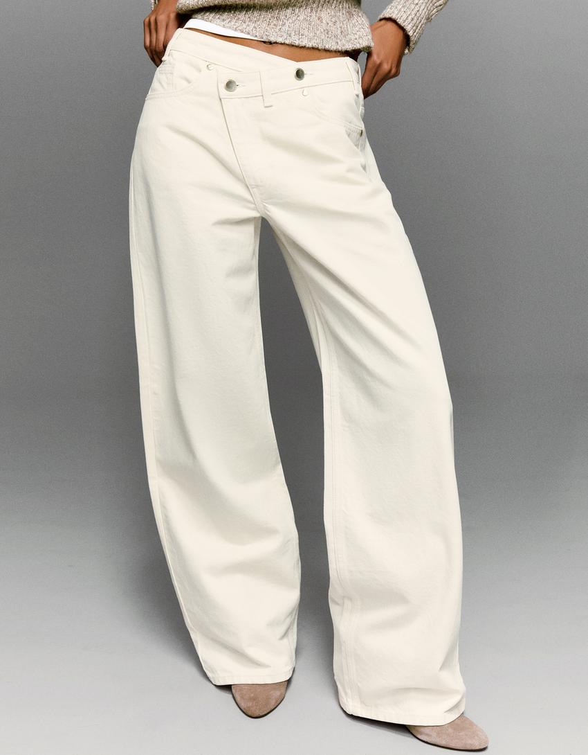 Çapraz bel detaylı yüksek bel geniş paça jean-Krem