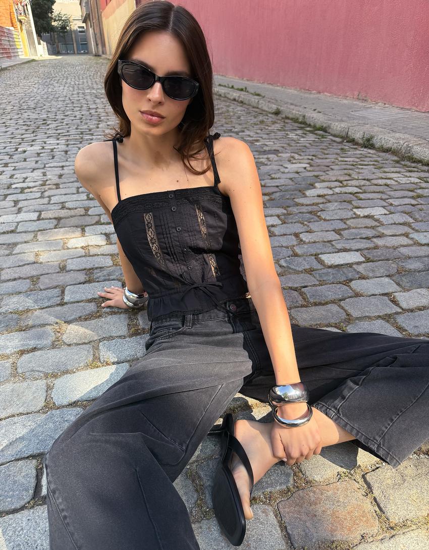 Strappy lace top with tie-Black
