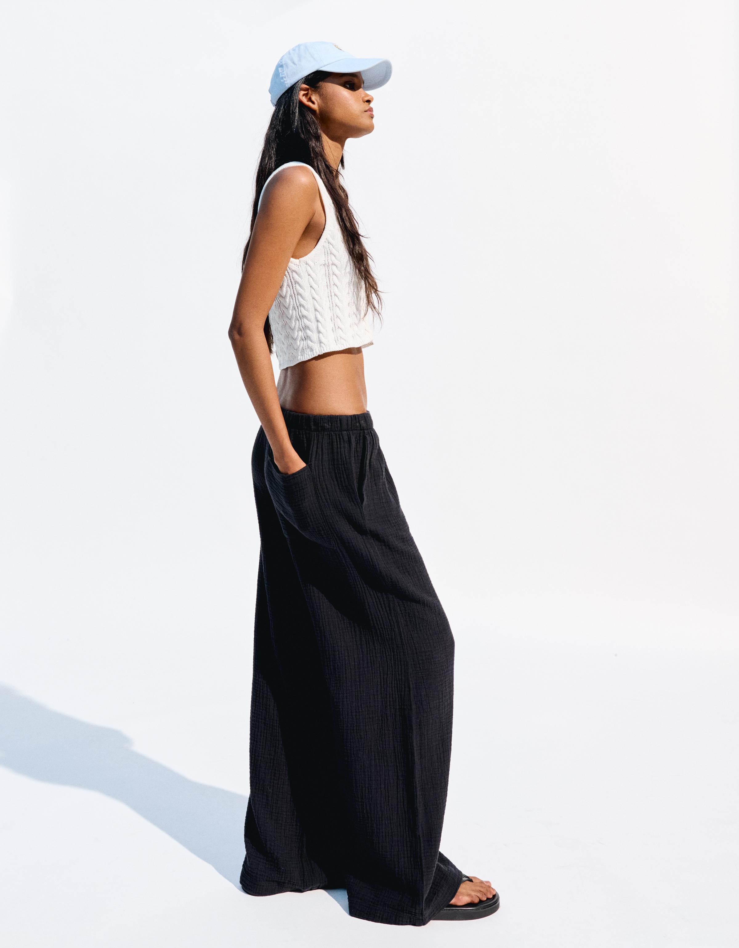 Bershka Rustikale Wide-Leg-Hose Aus Doppeltem Gewebe Damen Xxs Schwarz