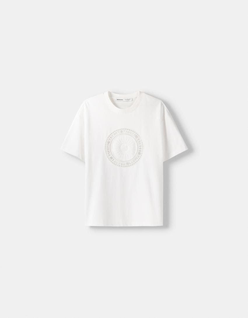 Тениска с къс ръкав и швейцарска бродерия-Бяло-4