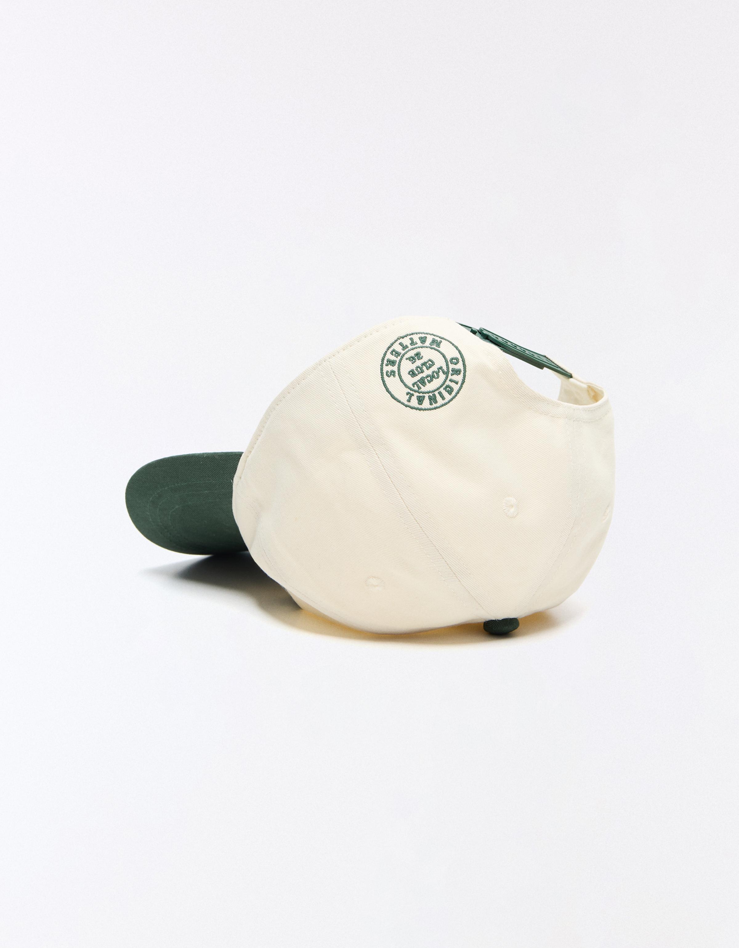 Embroidered cap — White