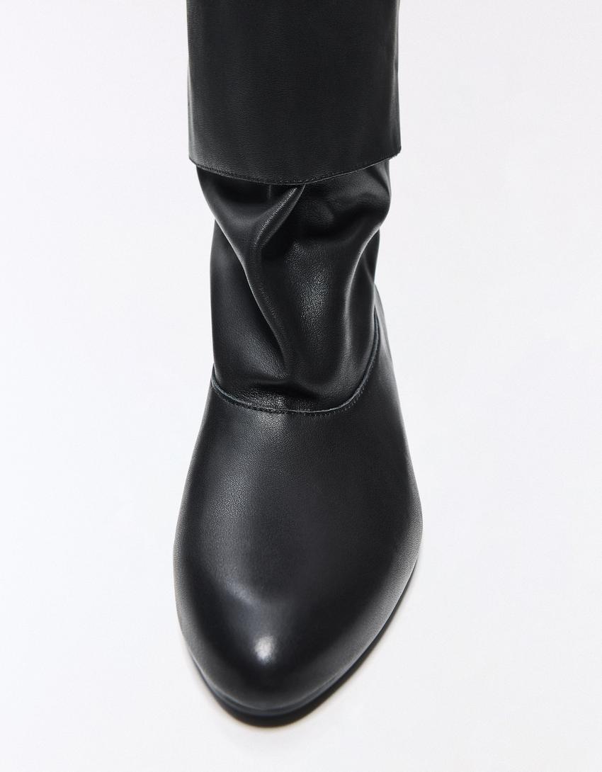 KOŽNE ČIZME S POTPETICOM-Crna