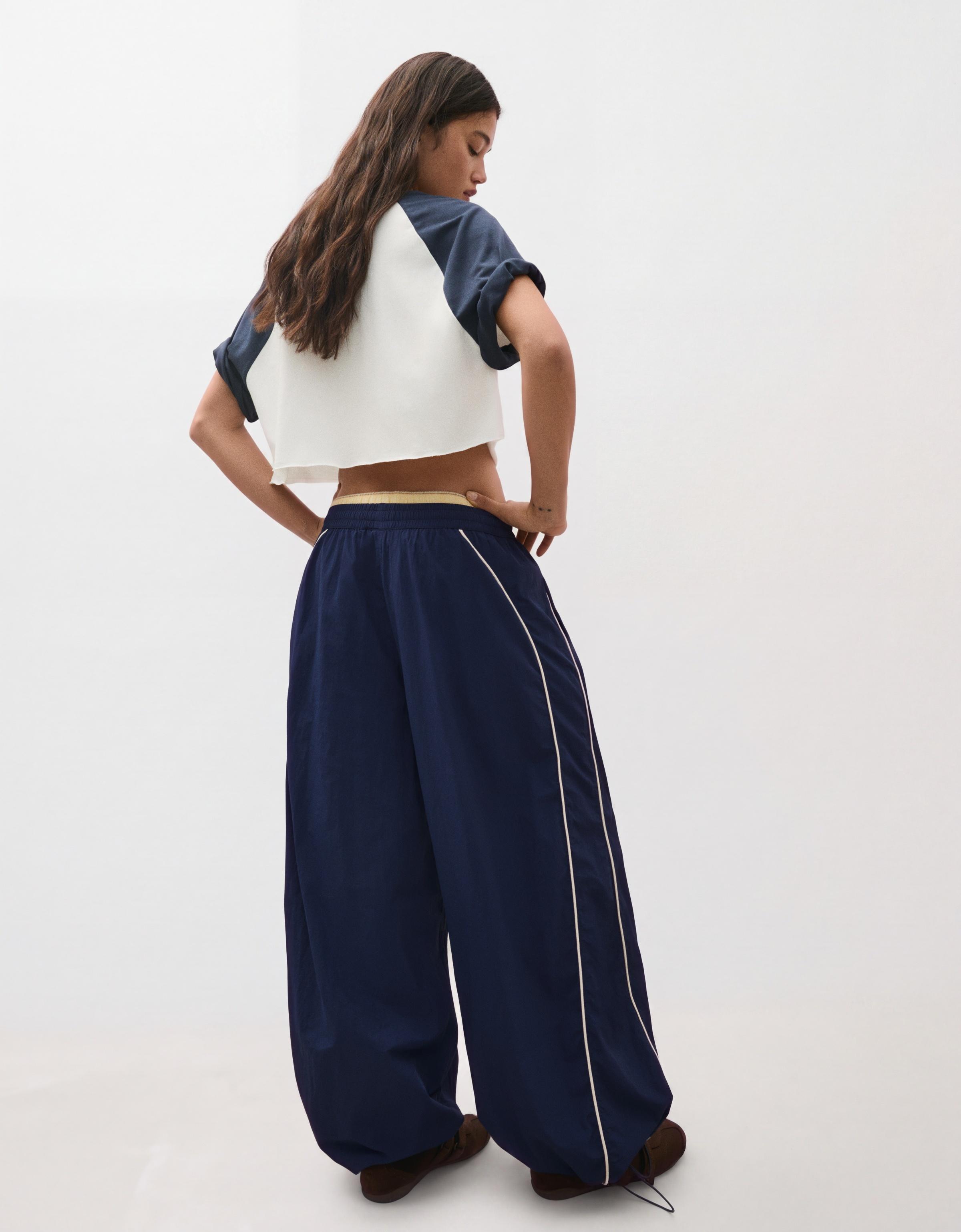 Technical parachute trousers — Navy