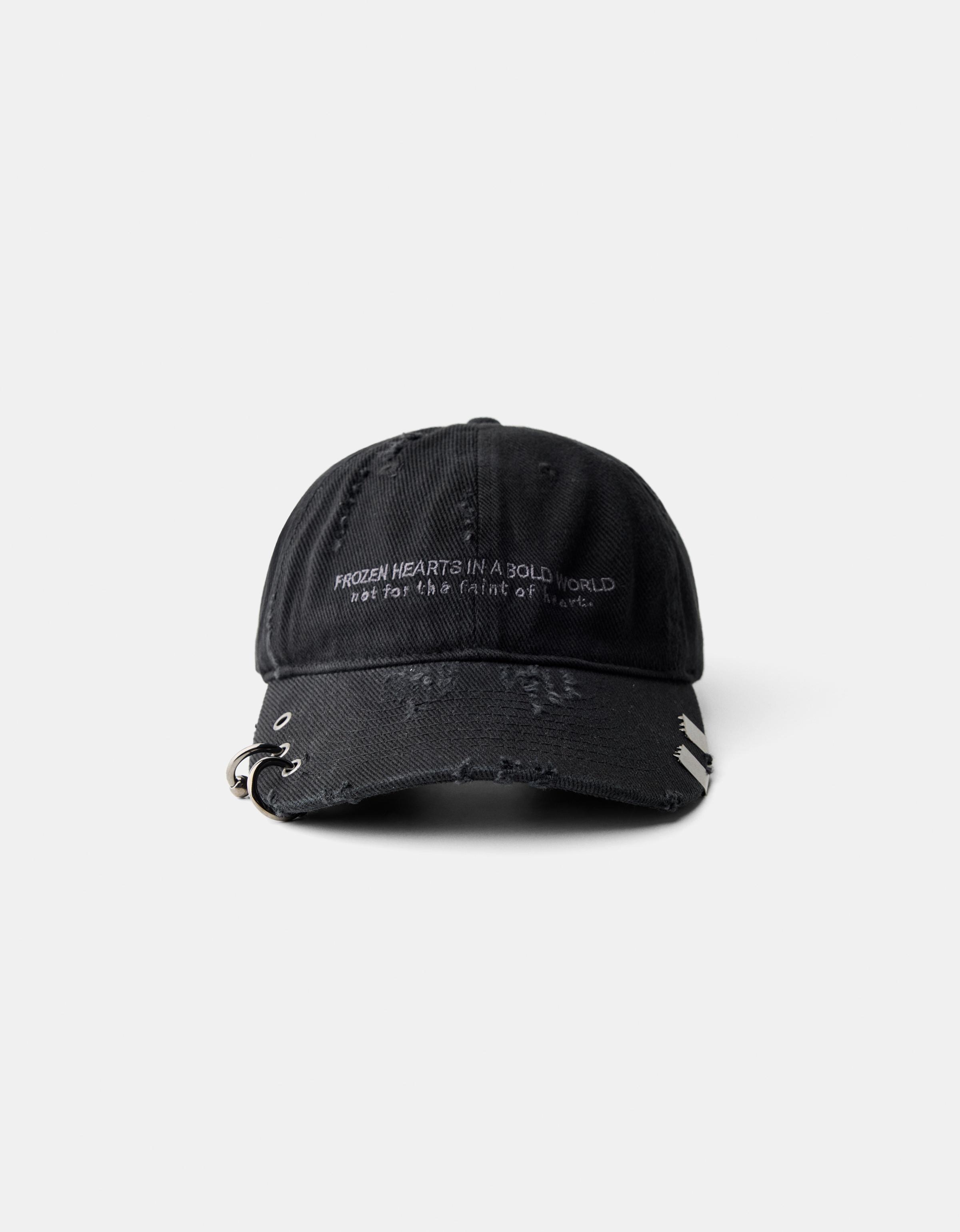 Bershka Basecap Mit Rissen Piercings Und Print Herren Schwarz