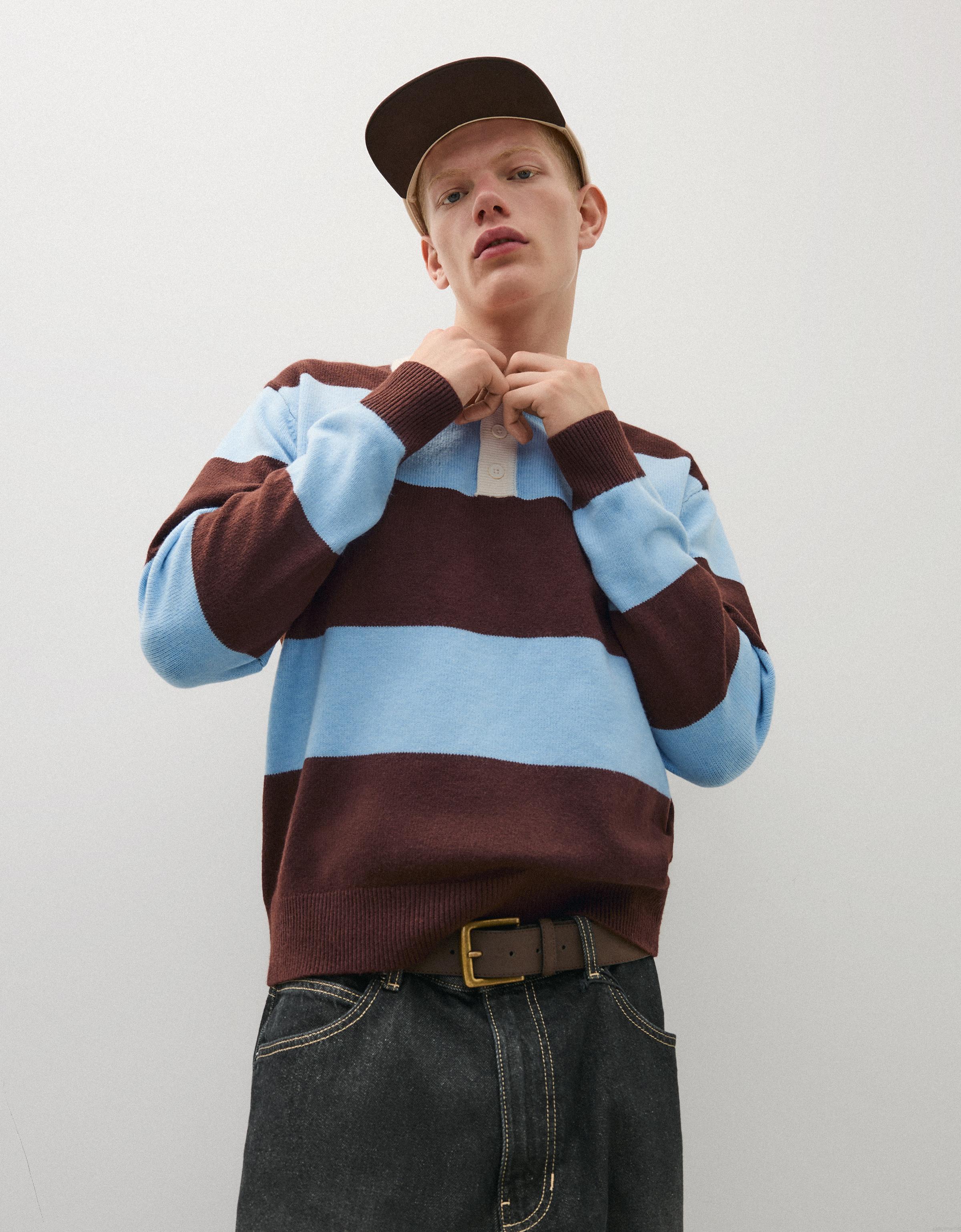Contrast stripe polo collar jumper — Brown