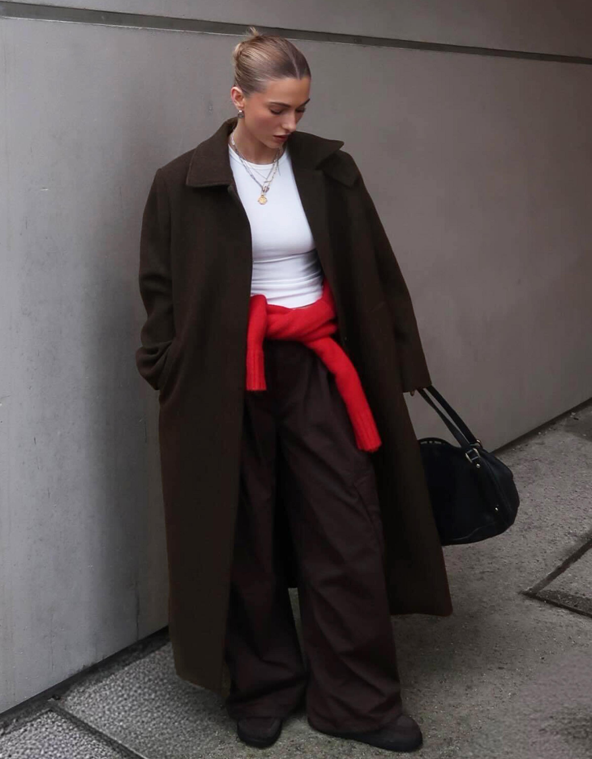 Soft-touch long coat — Brown