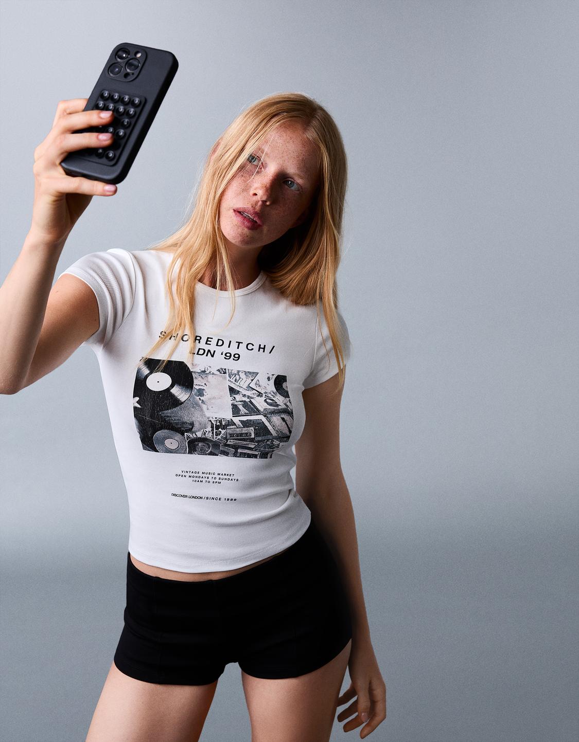 Short sleeve T-shirt with print