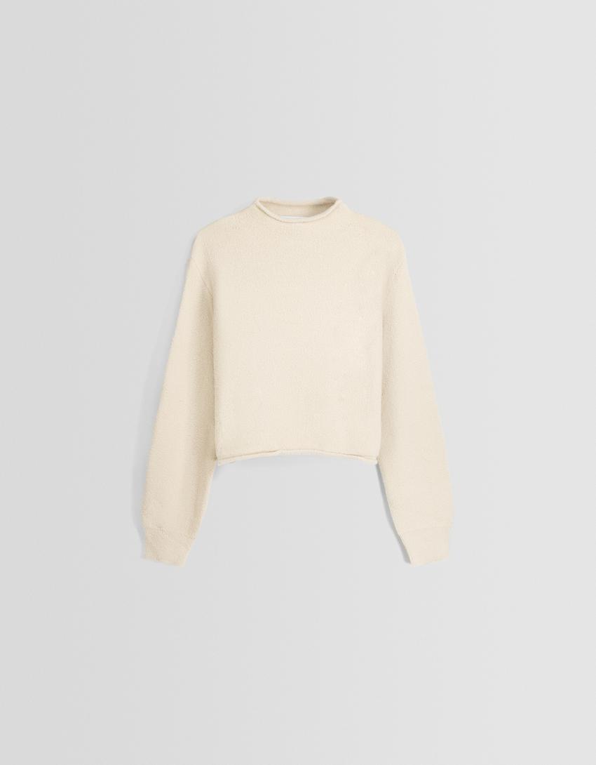 سويتر ناعم برقبة عالية-رملي-4