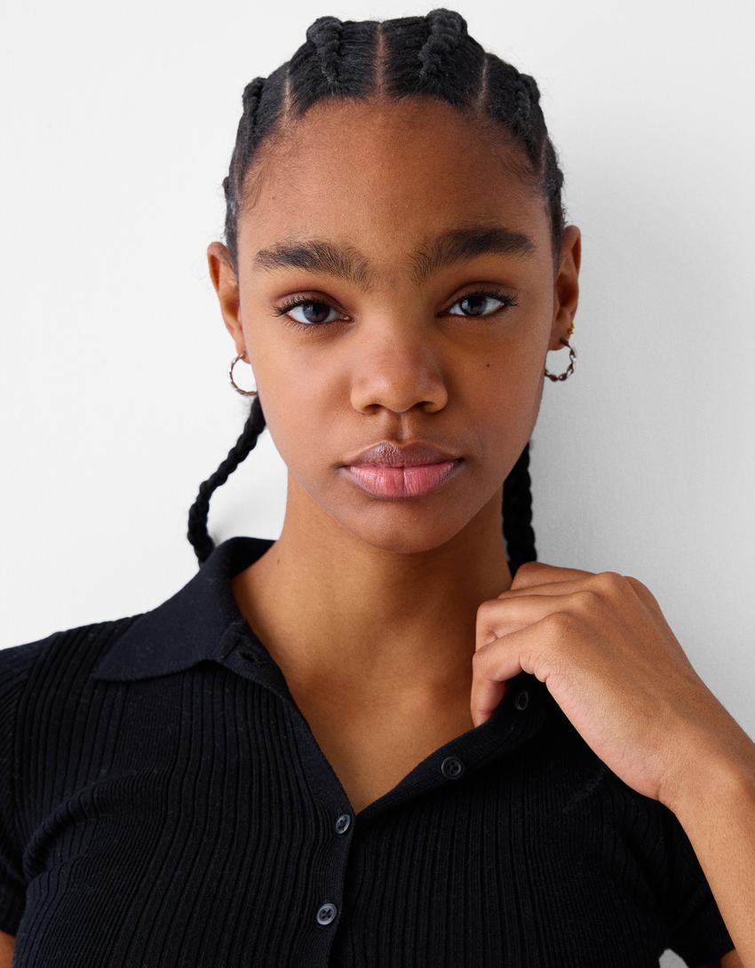 قميص بولو بأكمام قصيرة وأزرار-أسود-2