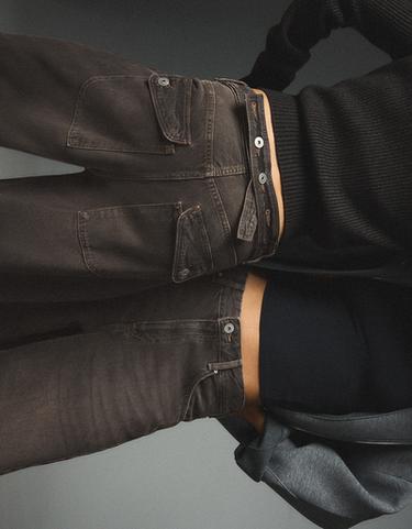 Ripped balloon fit jeans with back buckle — Black 5