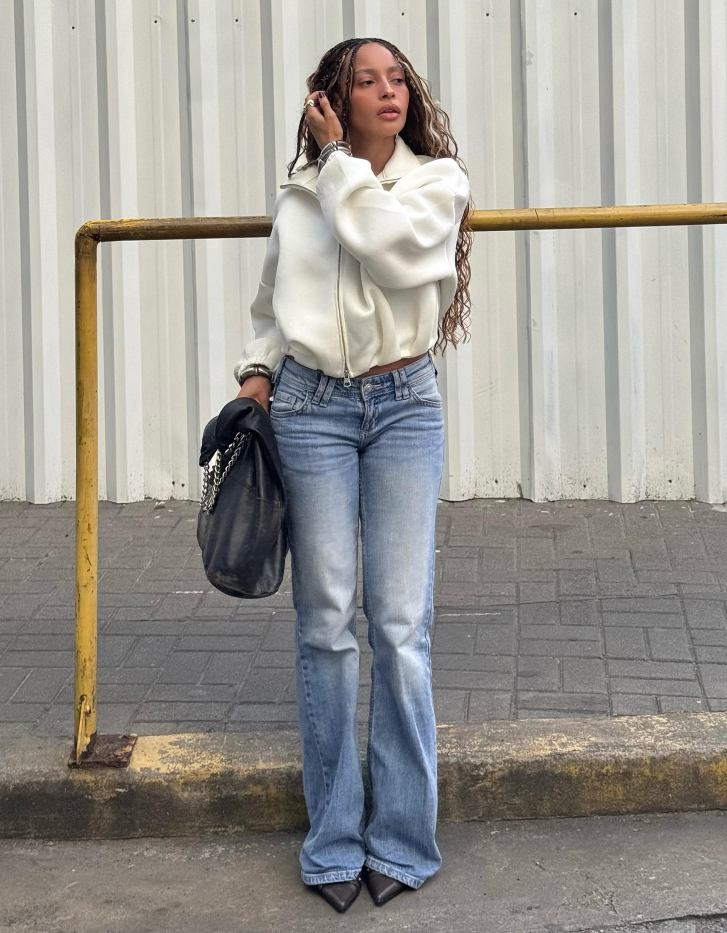 Düşük bel nakışlı flare fit jean - Görsel 34