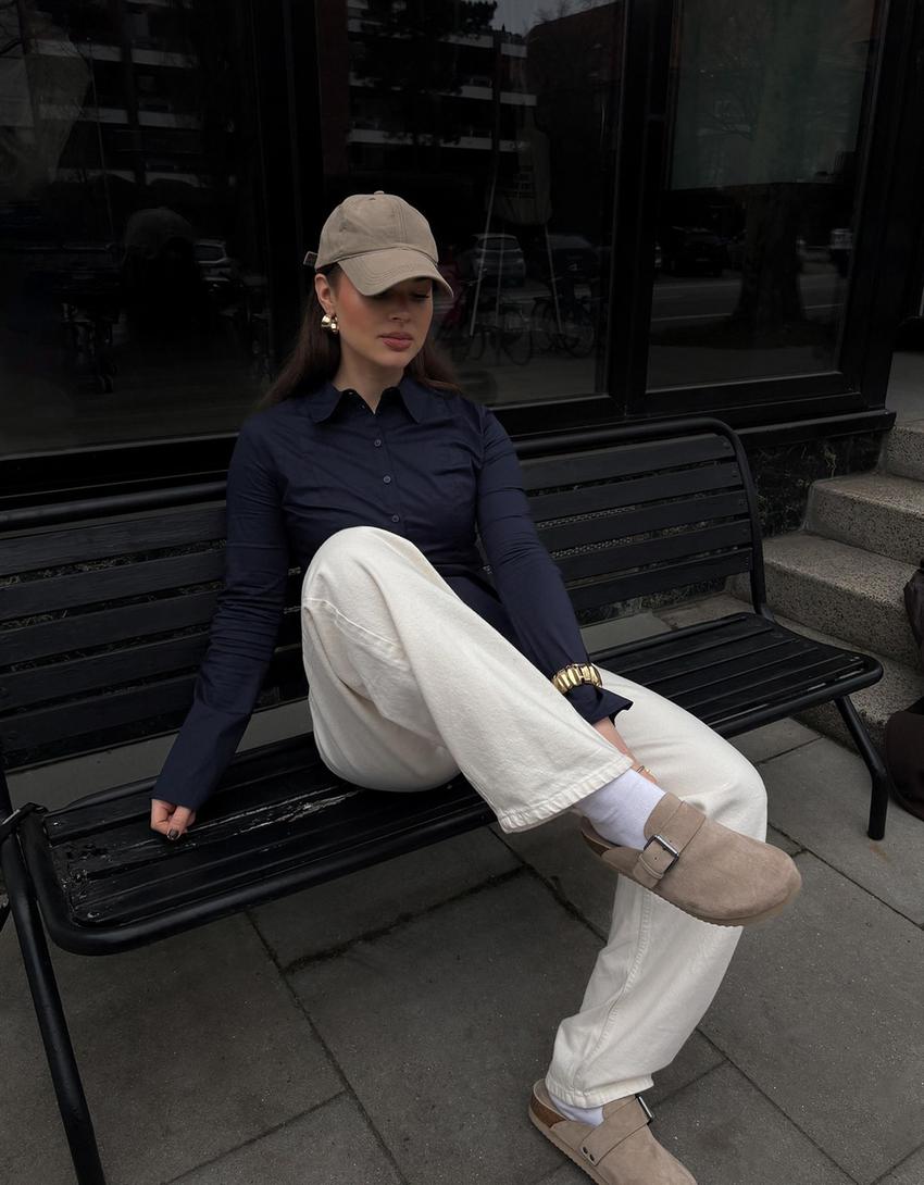 Fitted shirt with flared sleeves - Women | Bershka