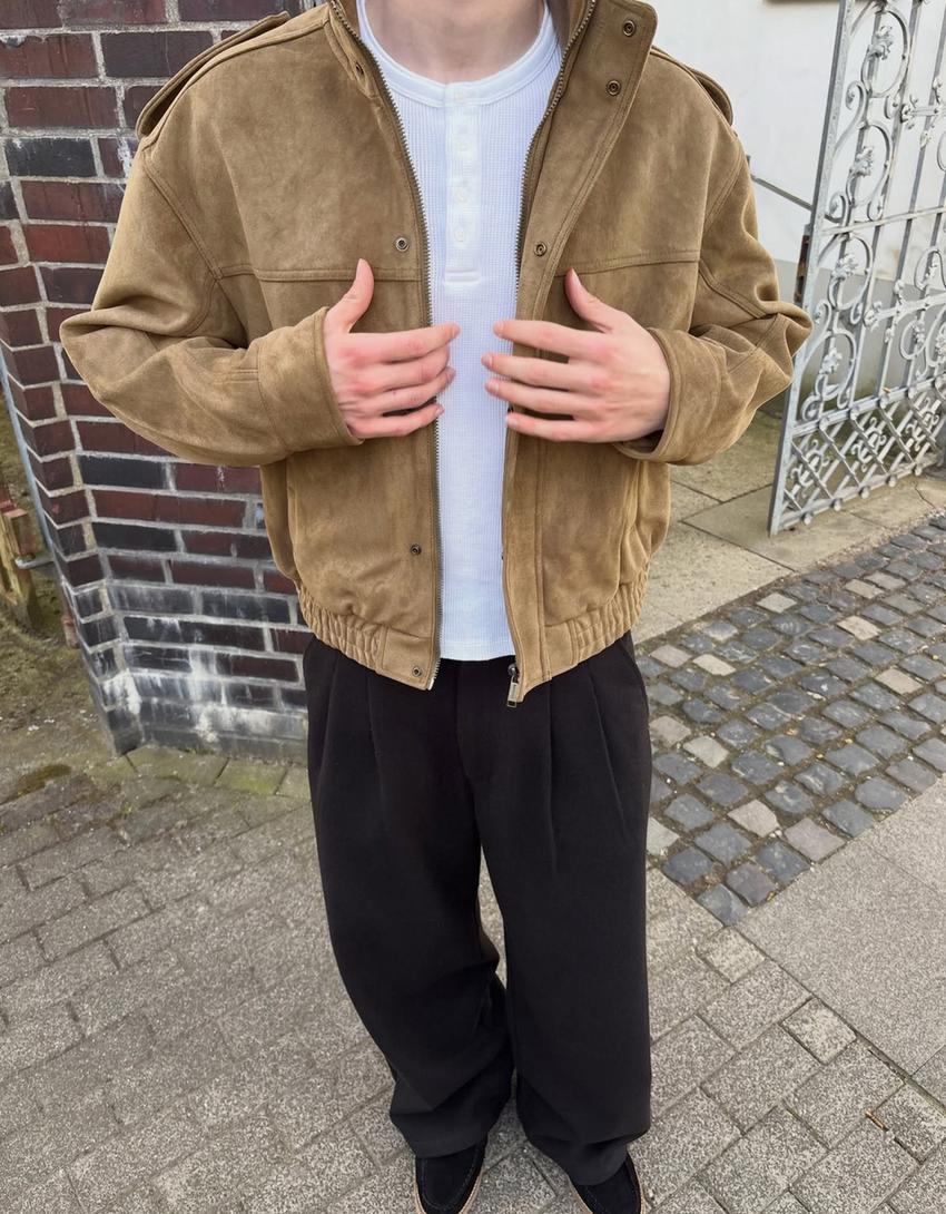 Jaket suede imitasi-Kecokelatan