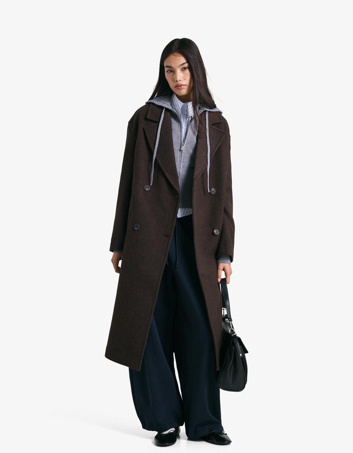 Long drop-shoulder coat