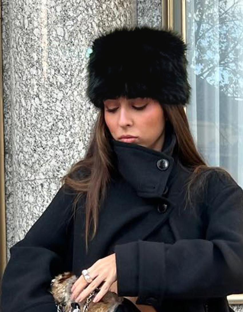 Faux fur pillbox hat-Black