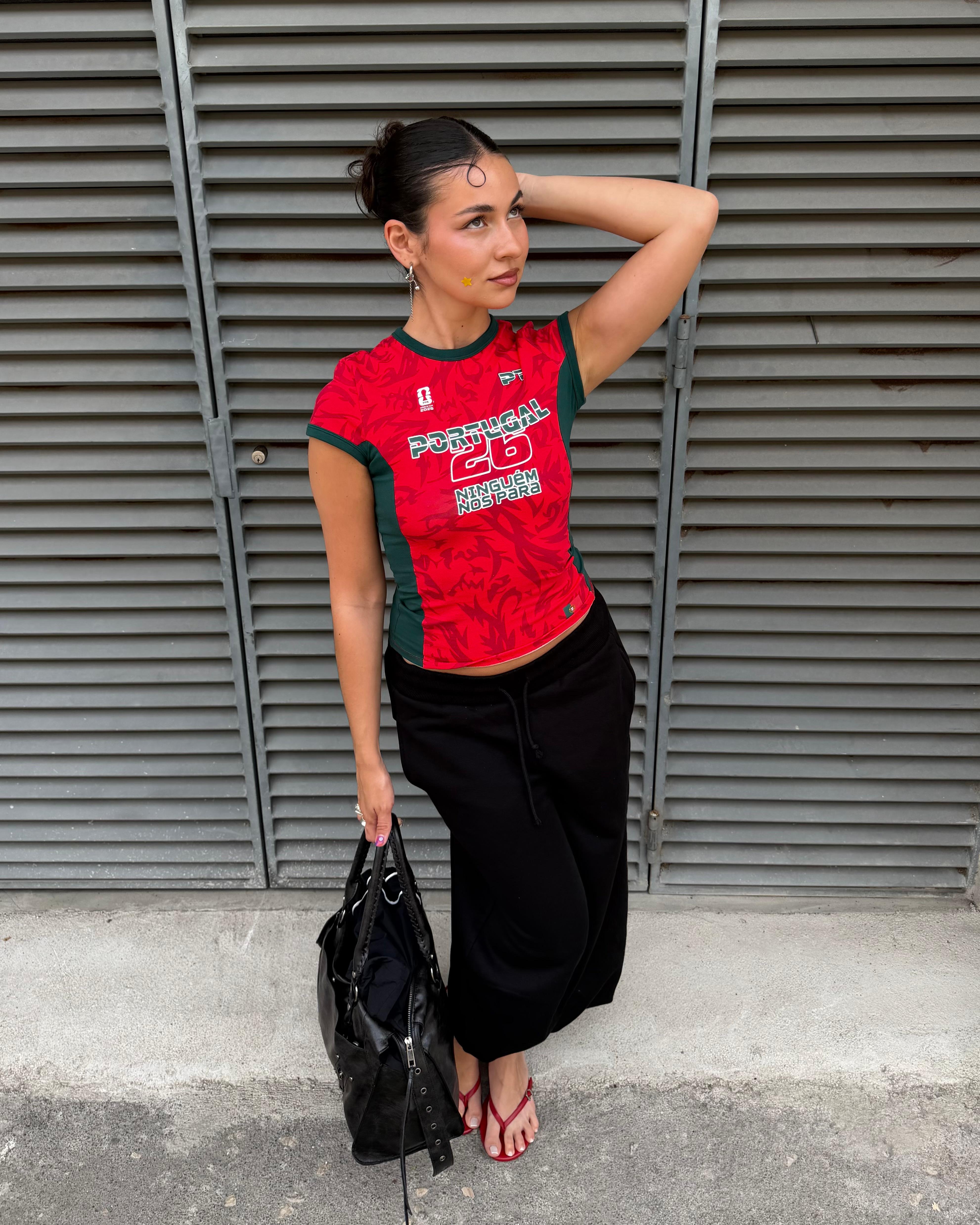 Bershka Camiseta Cuello Redondo Portugal Fifa World Cup™ Mujer Rojo