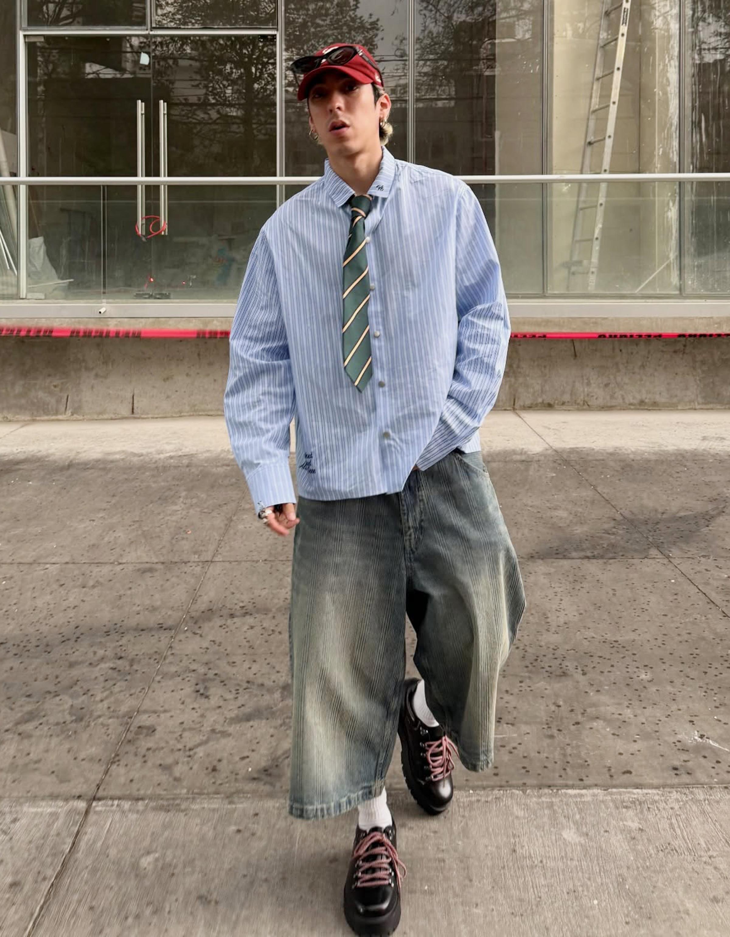 Super baggy denim Bermuda shorts — Light blue