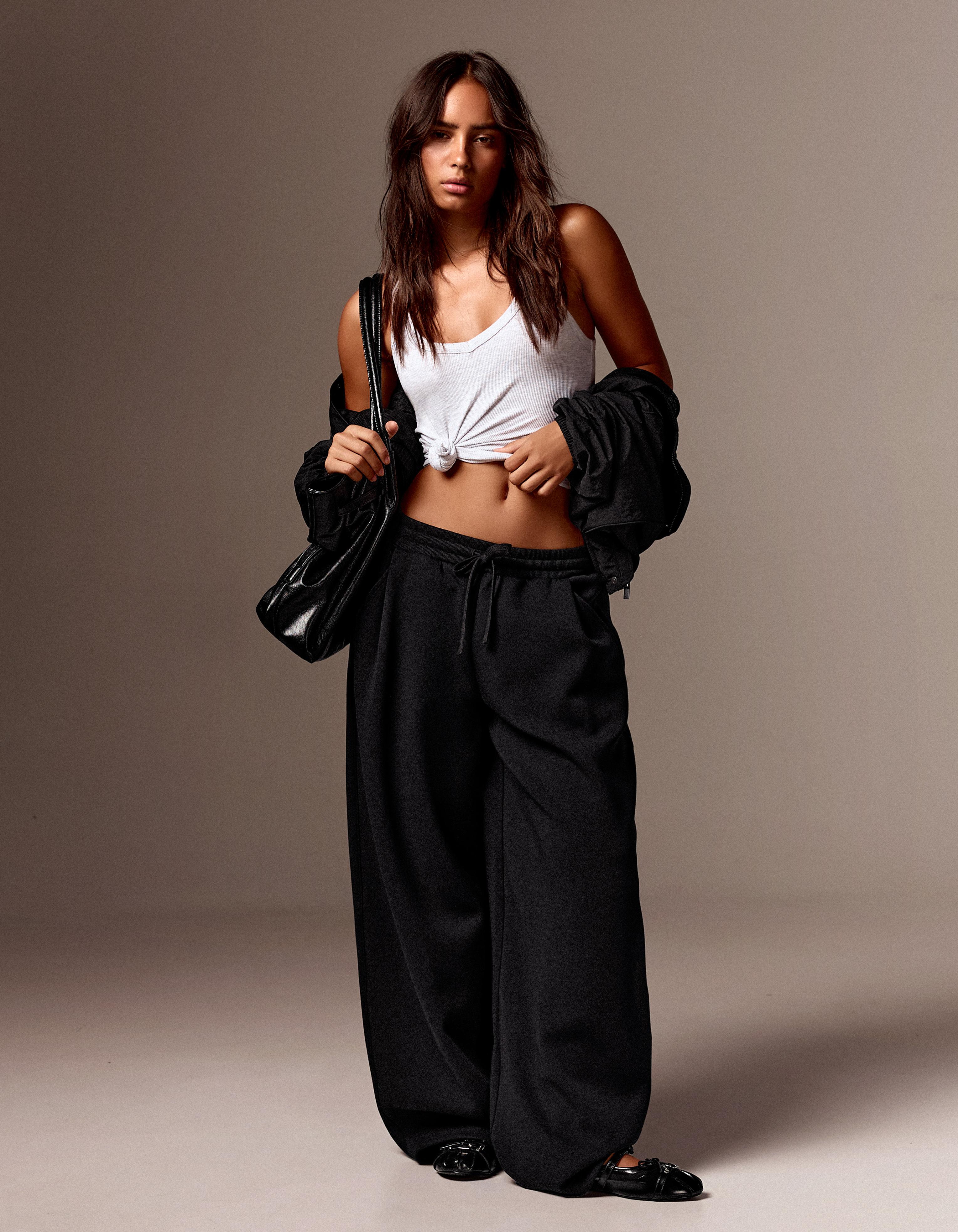 Barrel trousers — Black