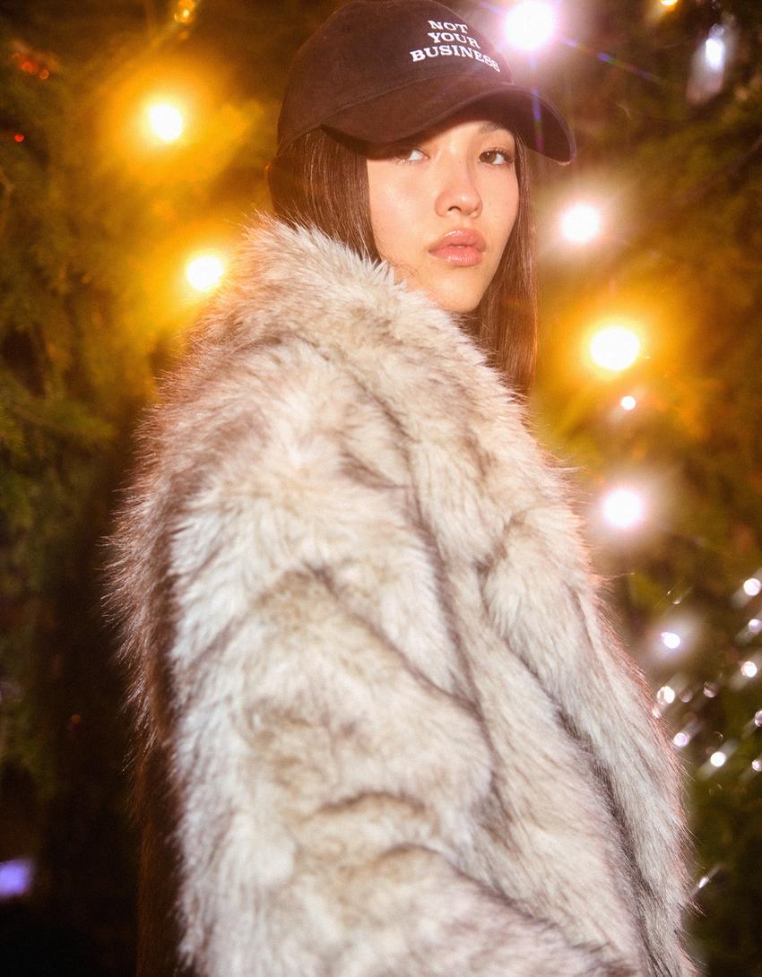 Cazadora efecto pelo-Crudo