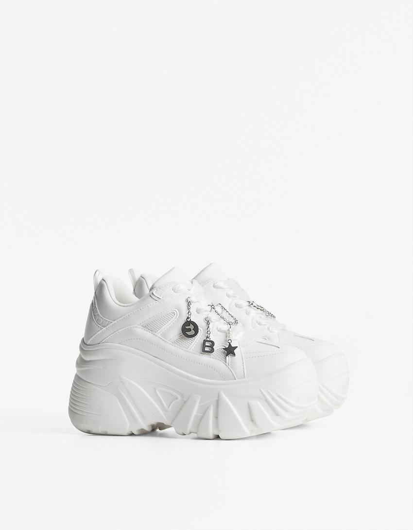Zapatillas plataforma XL con charms-Blanco-5