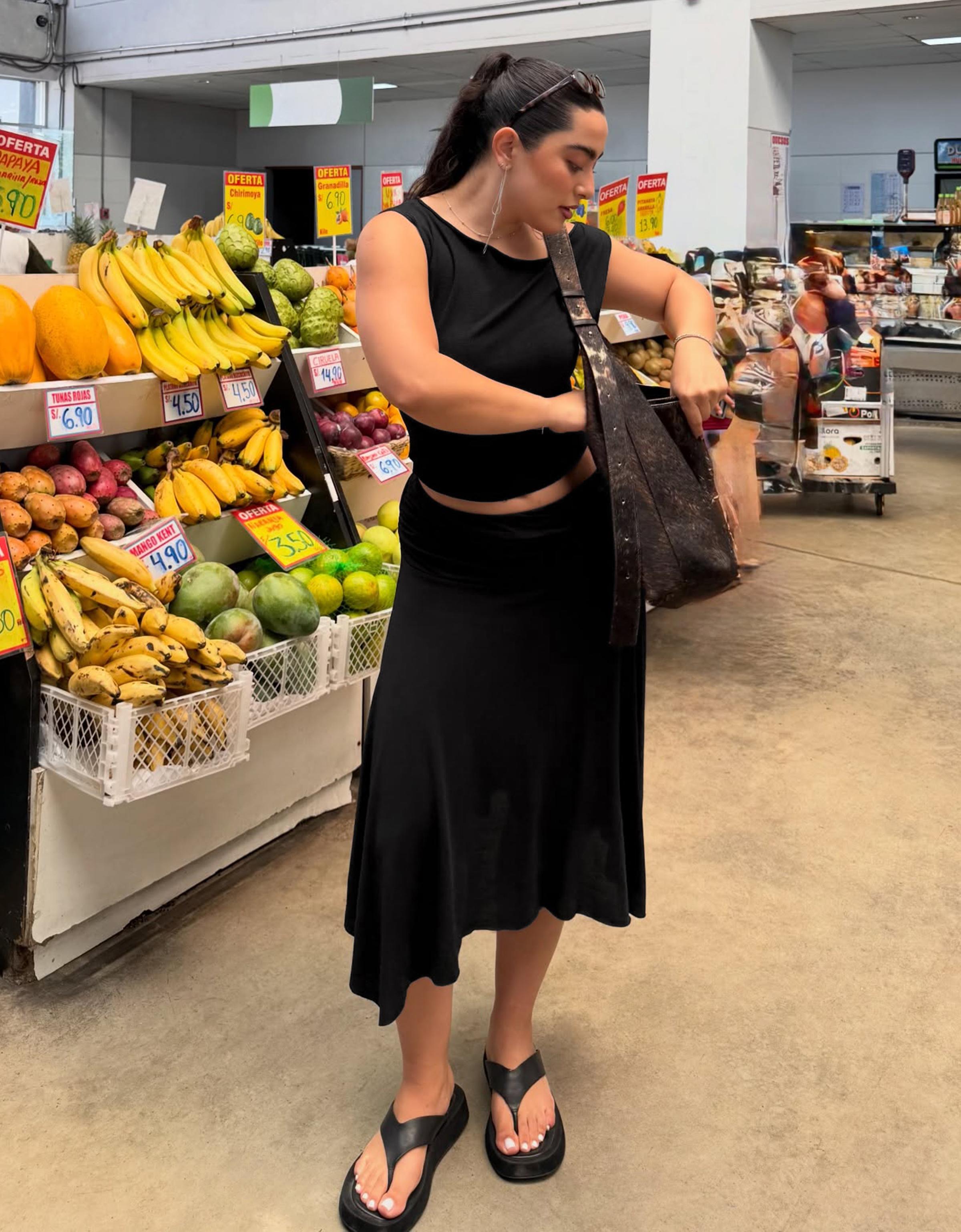 Knit boat neck top — Black