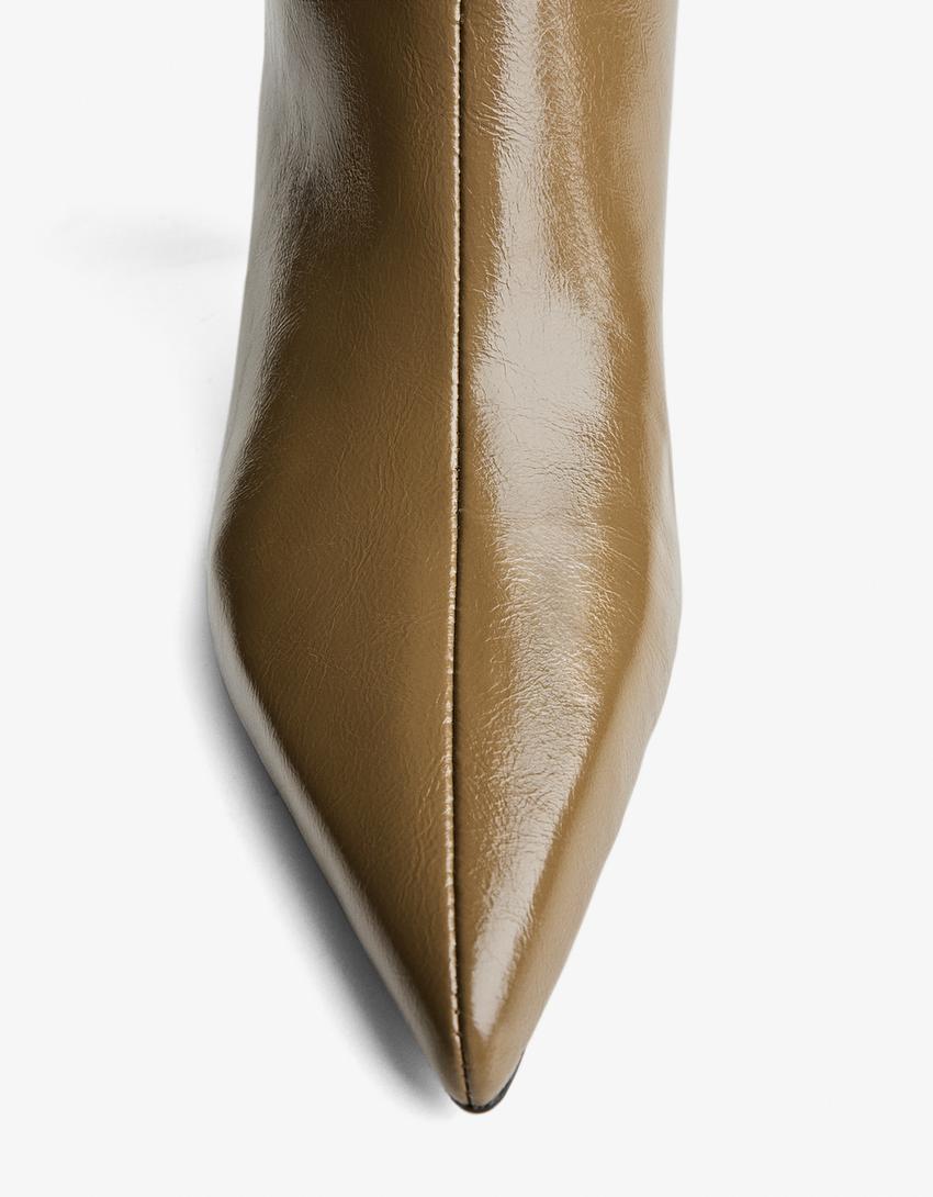 Kitten heel ankle boots-KHAKI