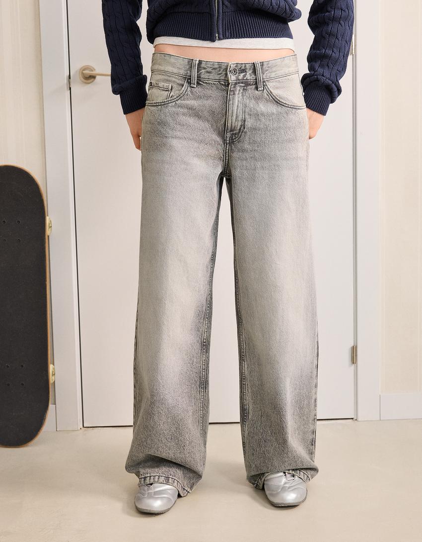 Jeans boyfriend tiro bajo-Gris