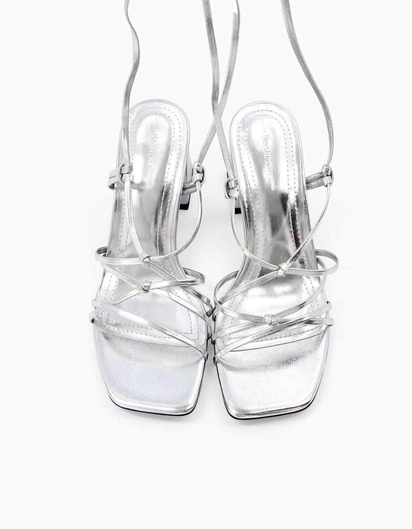 Tied heeled metallic sandals-SILVER