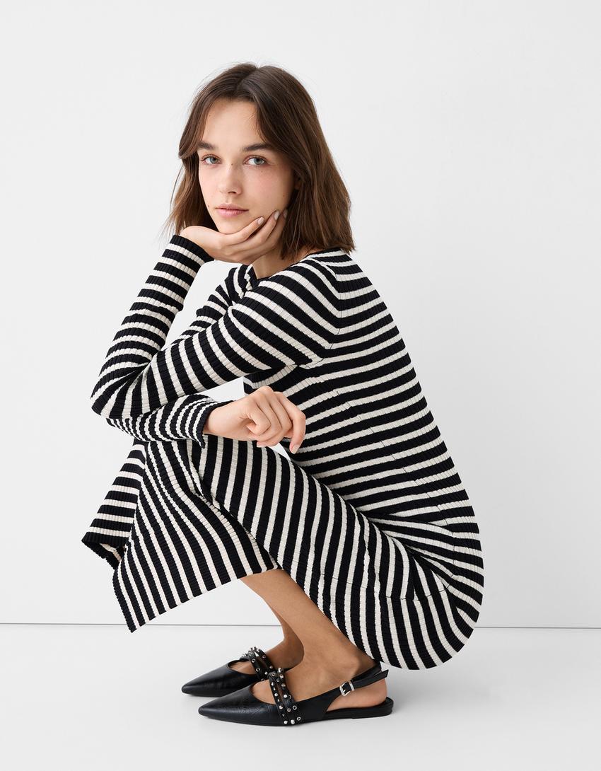 Vestido midi de manga comprida com decote barco em malha com nervuras-Preto-3