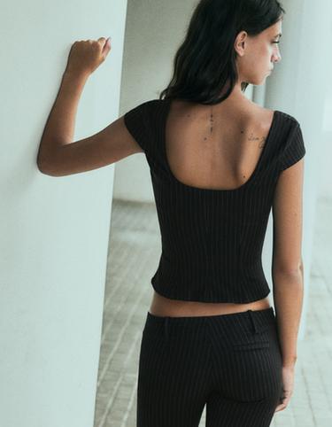 Short sleeve zip-up top — White / Black 2