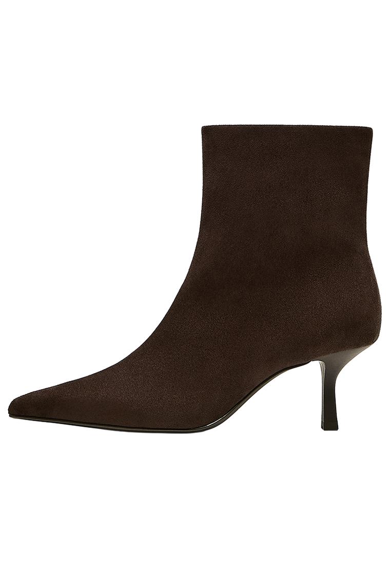 Kitten heel ankle boots — Brown