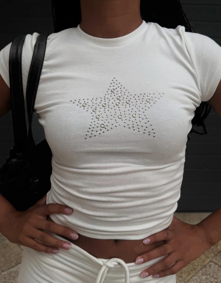 Camiseta manga corta tachas-Blanco roto