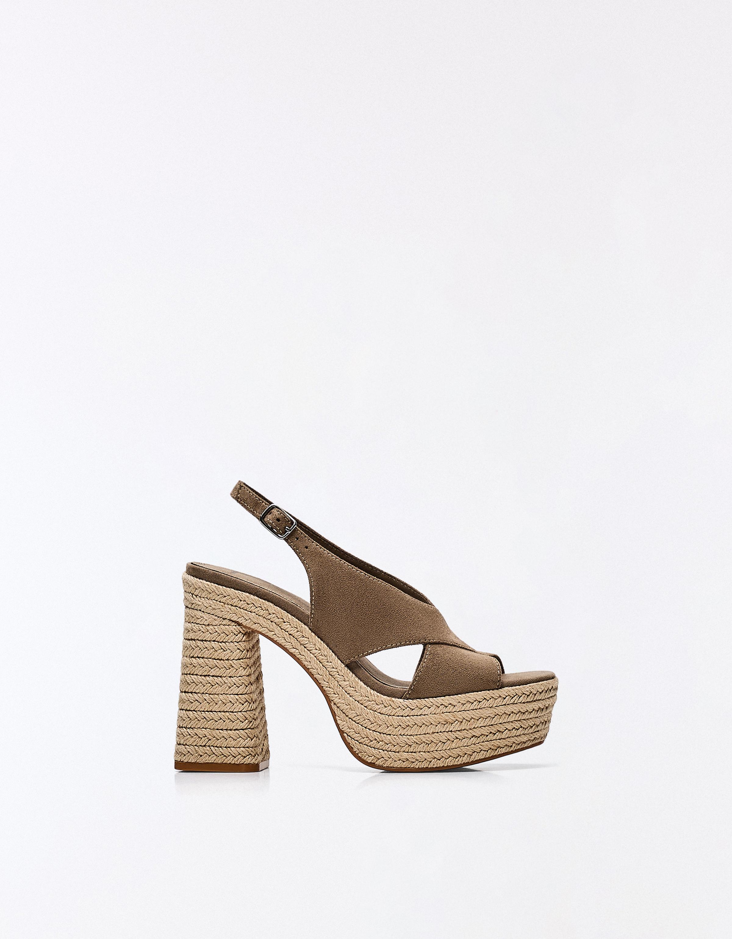 Bershka Jüt platform topuklu sandalet